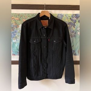 Authentic Levi’s Black Denim Trucker Jacket 100% Cotton (Men’s Size Large)